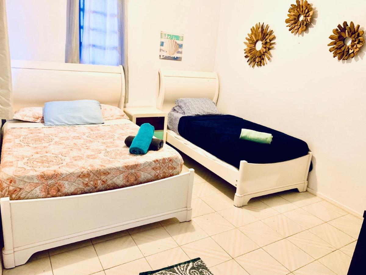 Coastal Express Inn & Suites #1 At 681 Ocean Drive Islote Rum bild